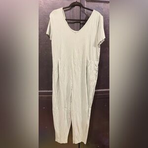 Light Green AnyBody Jumpsuit size Medium